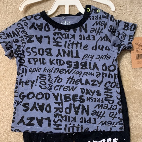 NWT boys outfit 6-9 months - Picture 4 of 4